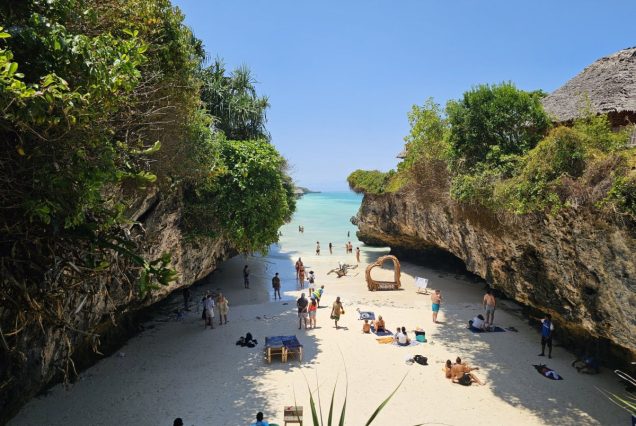Fishing, Salaam Cave & Mtende Beach
